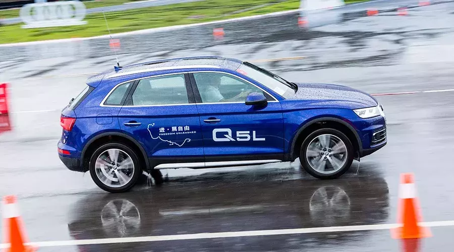 更换了多片离合器的quattro ultra四驱,奥迪Q5L还能越野吗?