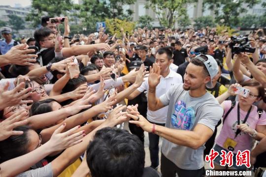 2018年哪些nba球星来武汉(NBA球星库里开启第四次亚洲行 9月将空降武汉)