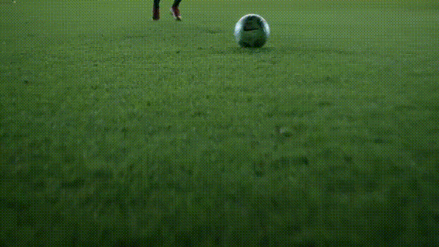 94年世界杯耐克广告（国足挺进世界杯？耐克这支广告让我脸红得无话可说）