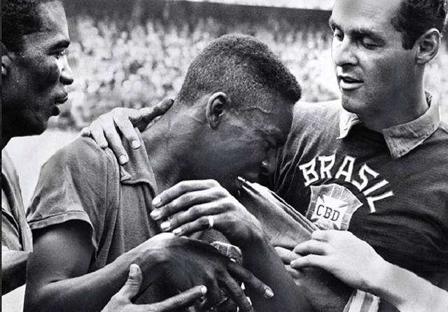 巴西1958年世界杯冠军(从1958年贝利横空出世 每隔20年 都有1个新的世界杯冠军得主)