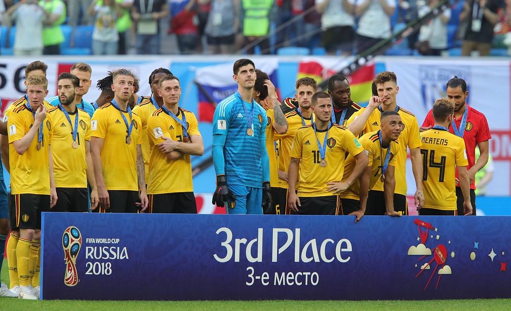 世界杯冠亚季领奖台（速度非最快！41岁球星拿满世界杯冠亚季军，却有一人比他快8年）-趣拿体育