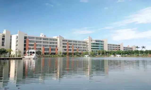 学费最贵要8万一年！看到珠海这所大学收费扎心了……