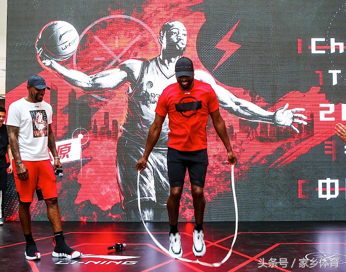 为什么nba都练跳绳(NBA3冠传奇中国行，拿面条跳绳，做足疗保健，球迷上树就为看他)