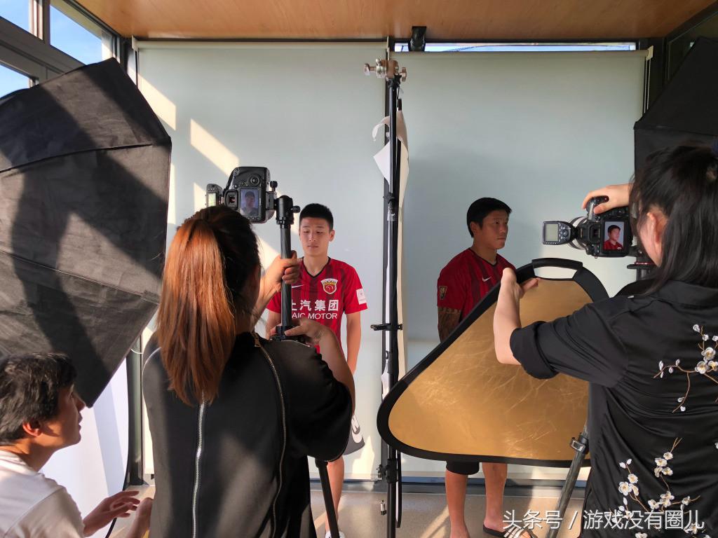 为什么fifa18里没有中超（中国玩家的福音来了！FIFA19再增中超授权，实况还能否再续经典？）