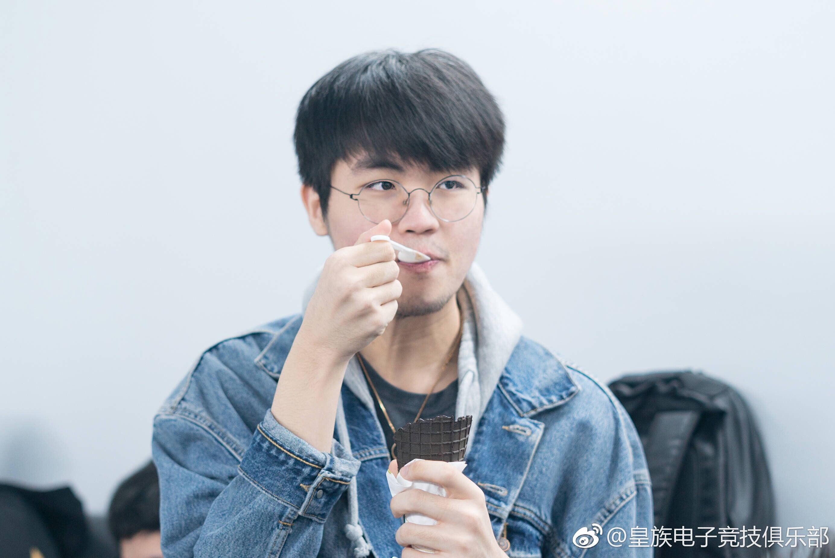 lol世界杯英雄代表队(外媒脑洞：如果LOL也有世界杯，各大赛区的国家队会是什么阵容？)