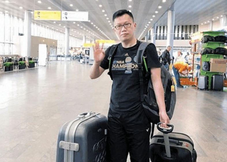 老梁說世界杯德國0（趣事：央視世界杯解說金句，洪鋼經歷黑暗10分鐘，徐陽話中有深意）