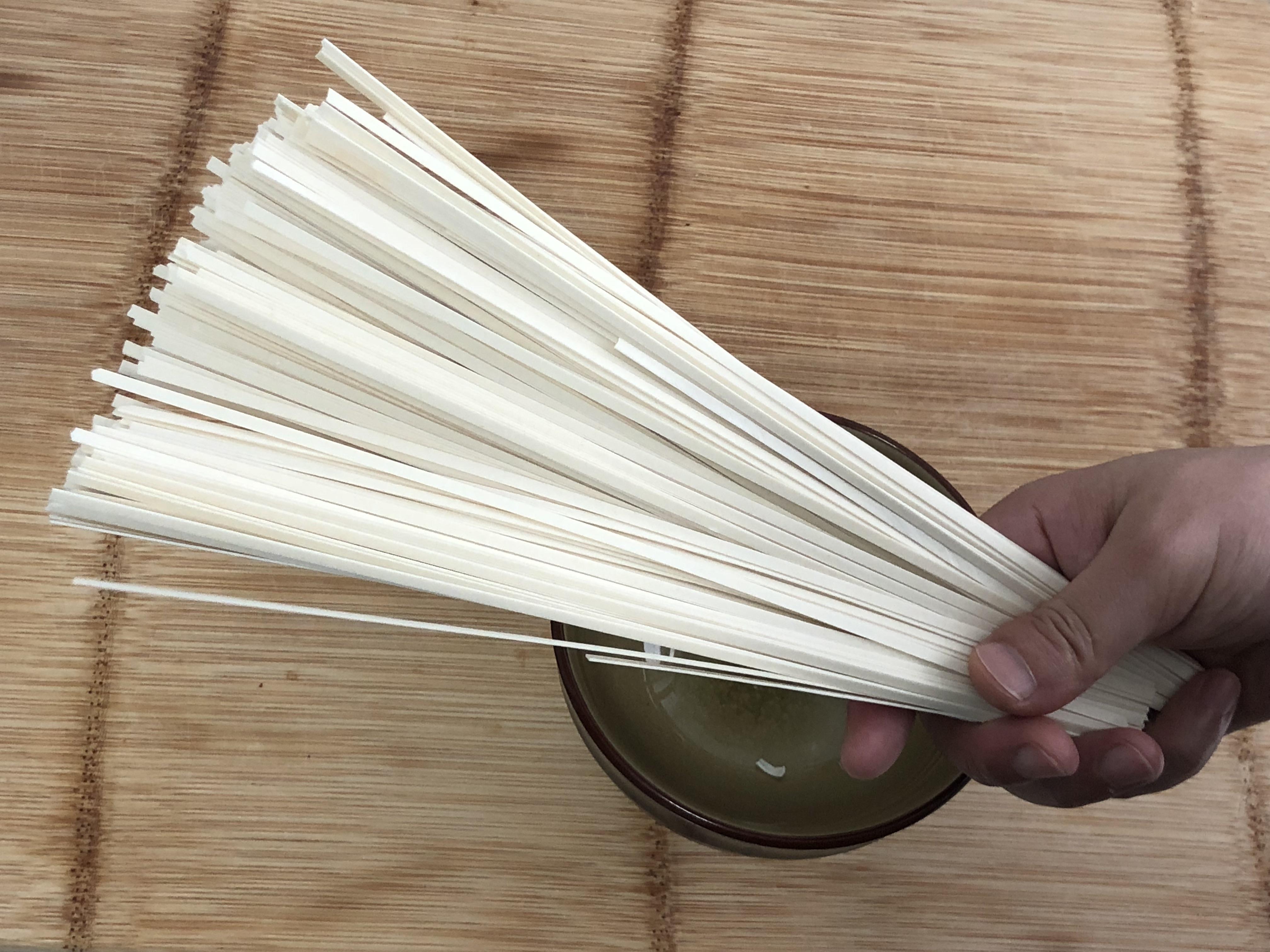 面条最好吃的懒人做法,教你简单一招,这样做挂面比手擀面还香!