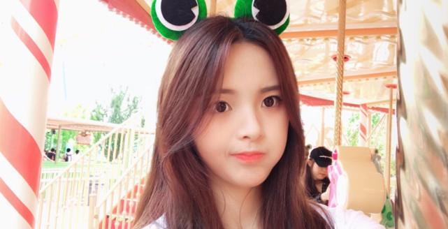 杨超越身高，从她和孟美岐的合影中，我们能看出来！
