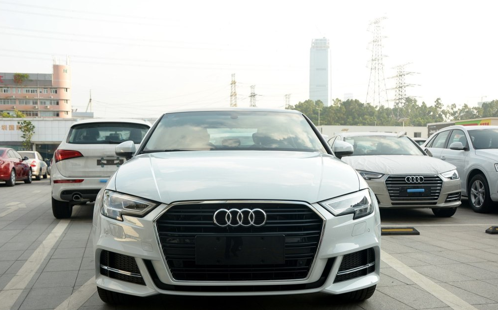 奥迪A3轿车，30周年年型35TFSI进取型，究竟多少钱