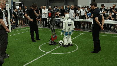 机器人足球世界杯重播（“国足”夺冠！2018机器人世界杯4：0完胜美国队！）