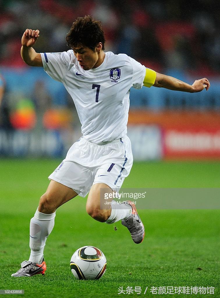 南非世界杯决赛的第一个进球是谁（南非世界杯耐克战靴回顾，ctr有始有终，居然还有魔笛的最爱刺客3）