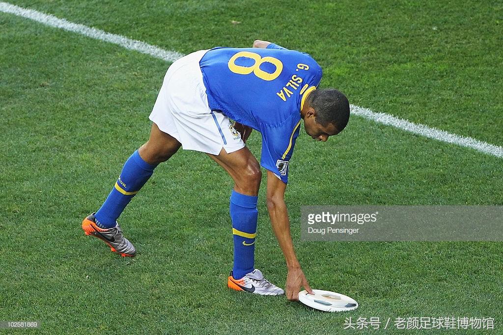 南非世界杯决赛的第一个进球是谁（南非世界杯耐克战靴回顾，ctr有始有终，居然还有魔笛的最爱刺客3）