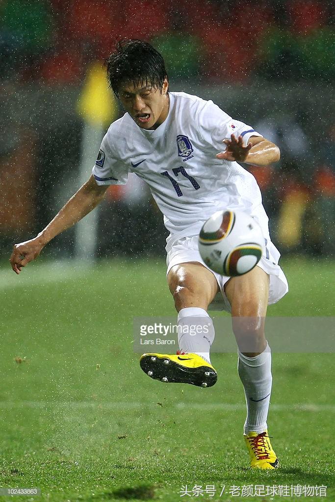 南非世界杯决赛的第一个进球是谁（南非世界杯耐克战靴回顾，ctr有始有终，居然还有魔笛的最爱刺客3）