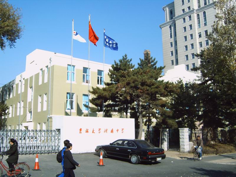 2018高考状元“身份”公开！毫无疑问，除了家世，就读学校都很牛