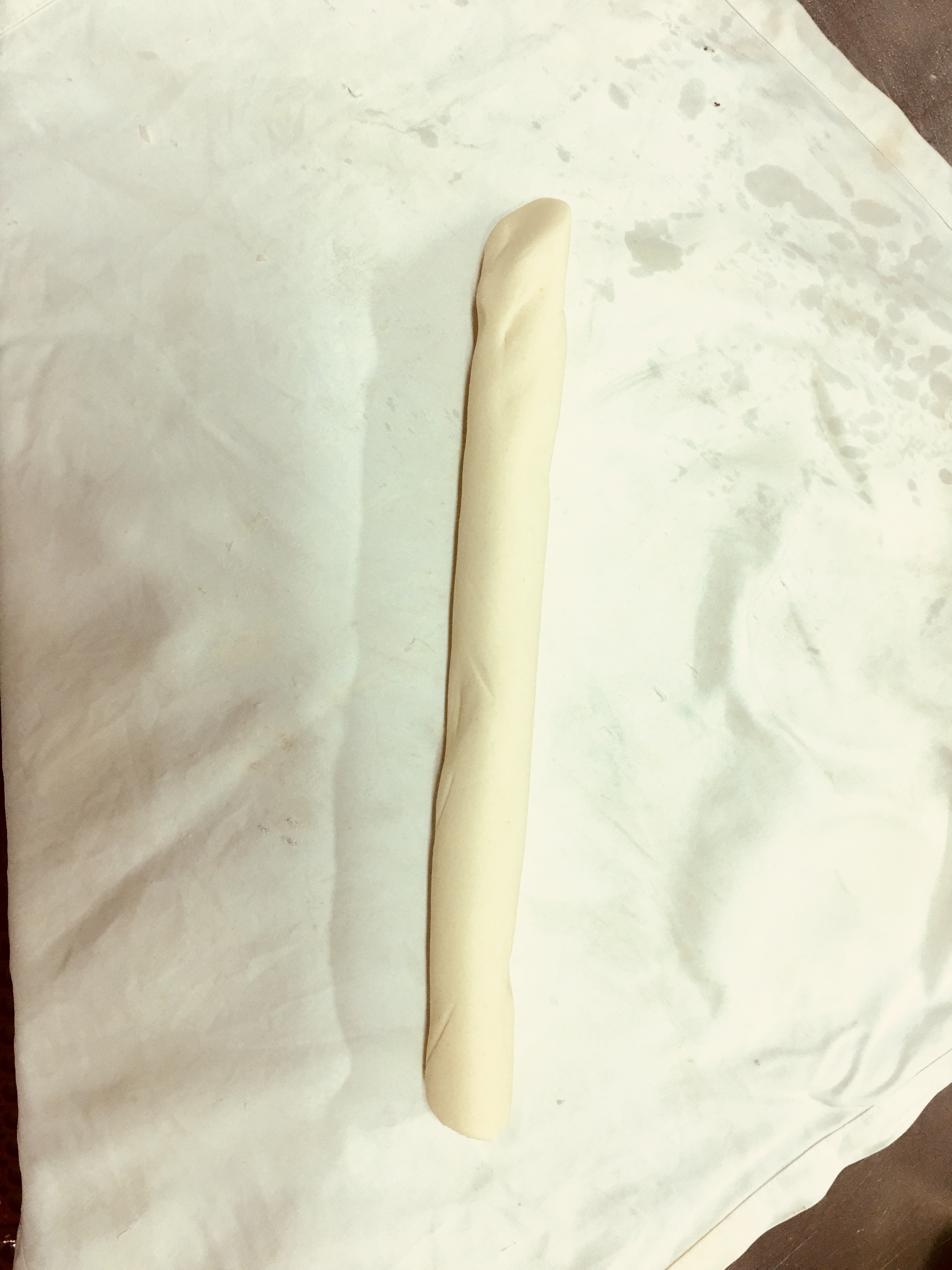 面点师教您制作入口即化的宫廷芸豆卷，喜欢面食的看过来！