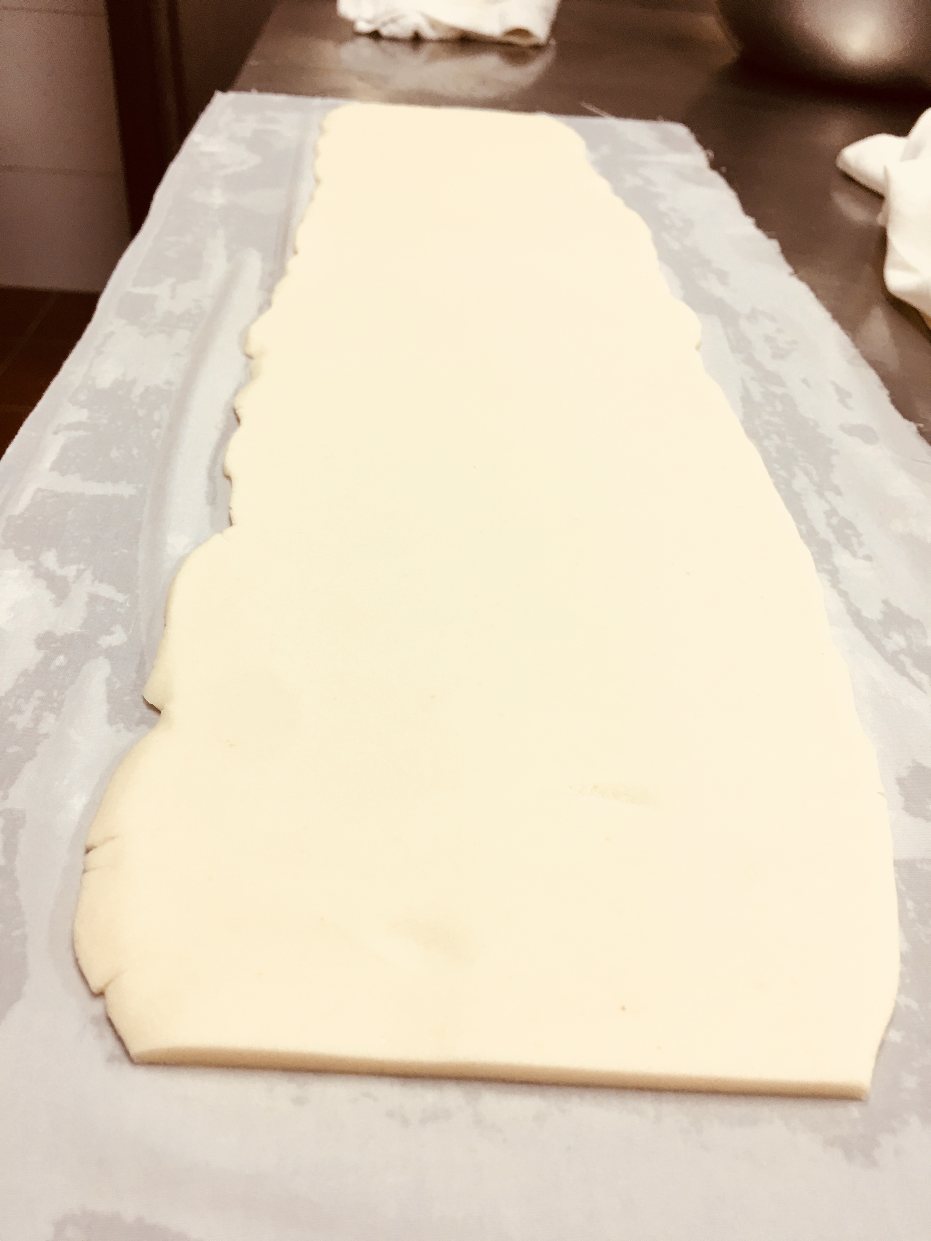 面点师教您制作入口即化的宫廷芸豆卷，喜欢面食的看过来！