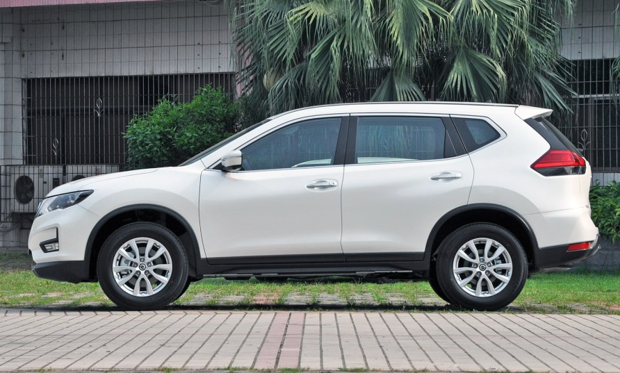 经典日系suv,东风日产奇骏,七座2.0l,空间大质量可靠