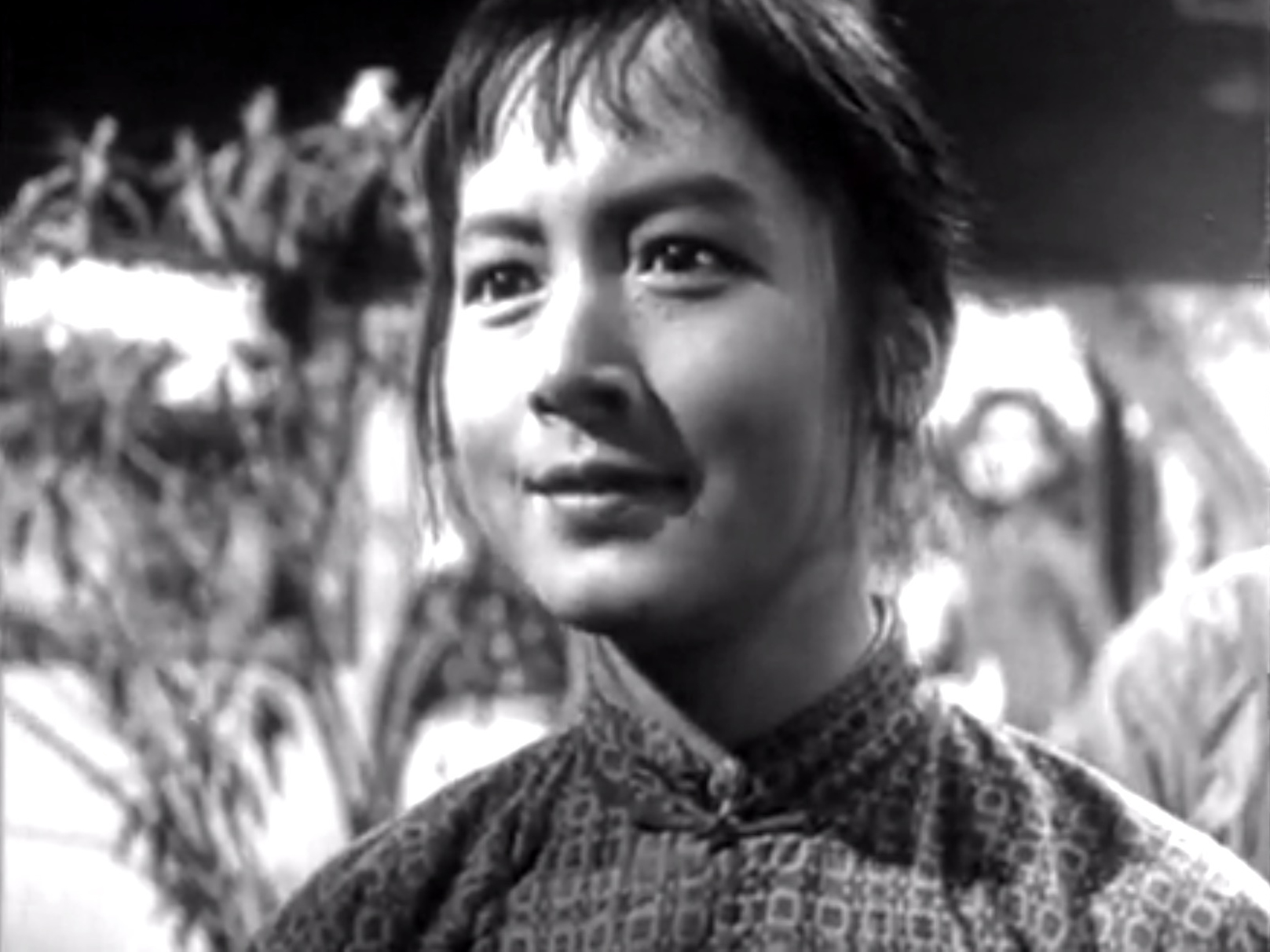 老木逢春电影(还记得1961年《枯木逢春》中的苦妹子吗？那时的尤嘉简直太美了！)