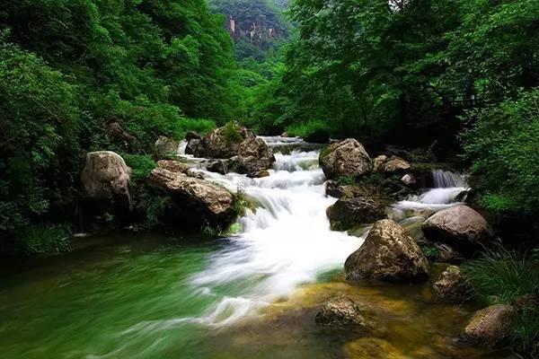 青龙峡,云台山第一大峡谷,名气远远不及相距不远的云台山,但水景不俗