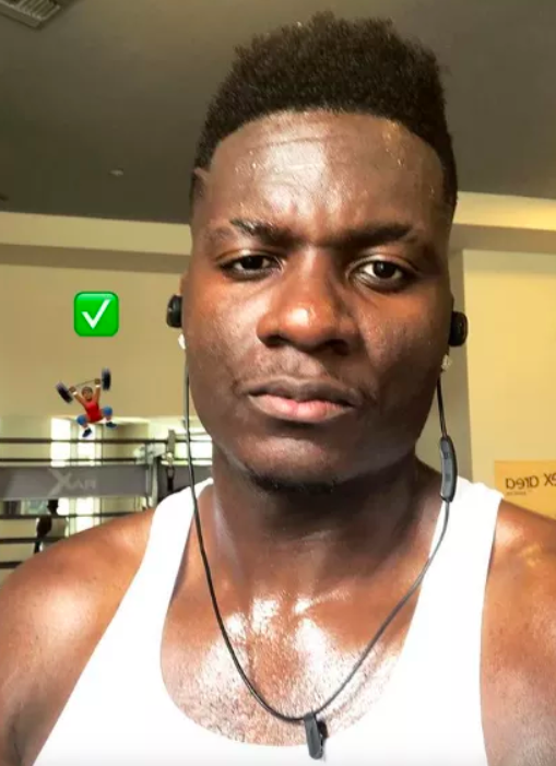 卡佩拉终于归队了吗（火箭巨头喊话天才中锋后，卡佩拉公开晒照回应，他已正式回归训练）-趣拿体育