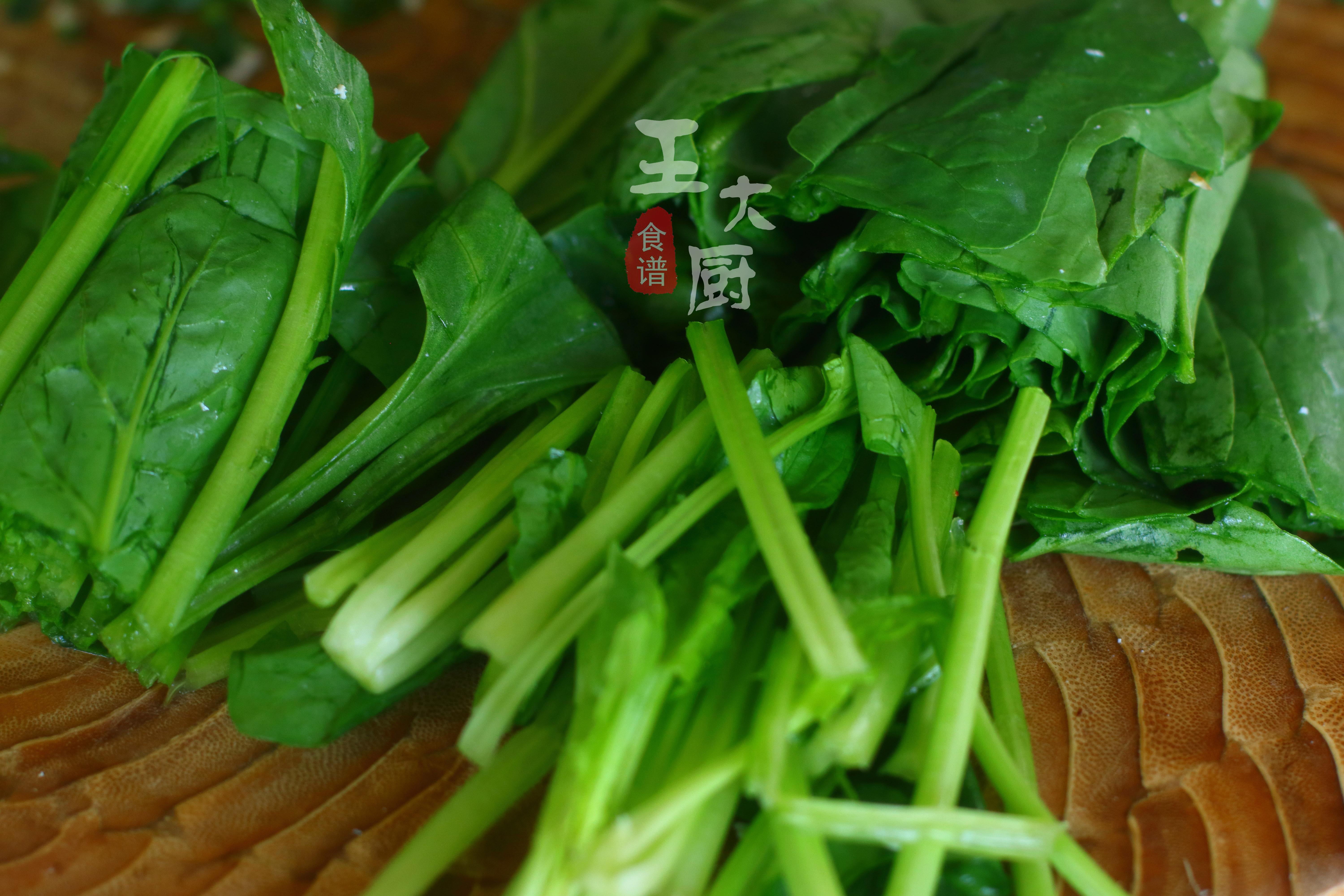 菠菜炒豆腐的做法（简单又美味菠菜炒豆腐的具体煮法）