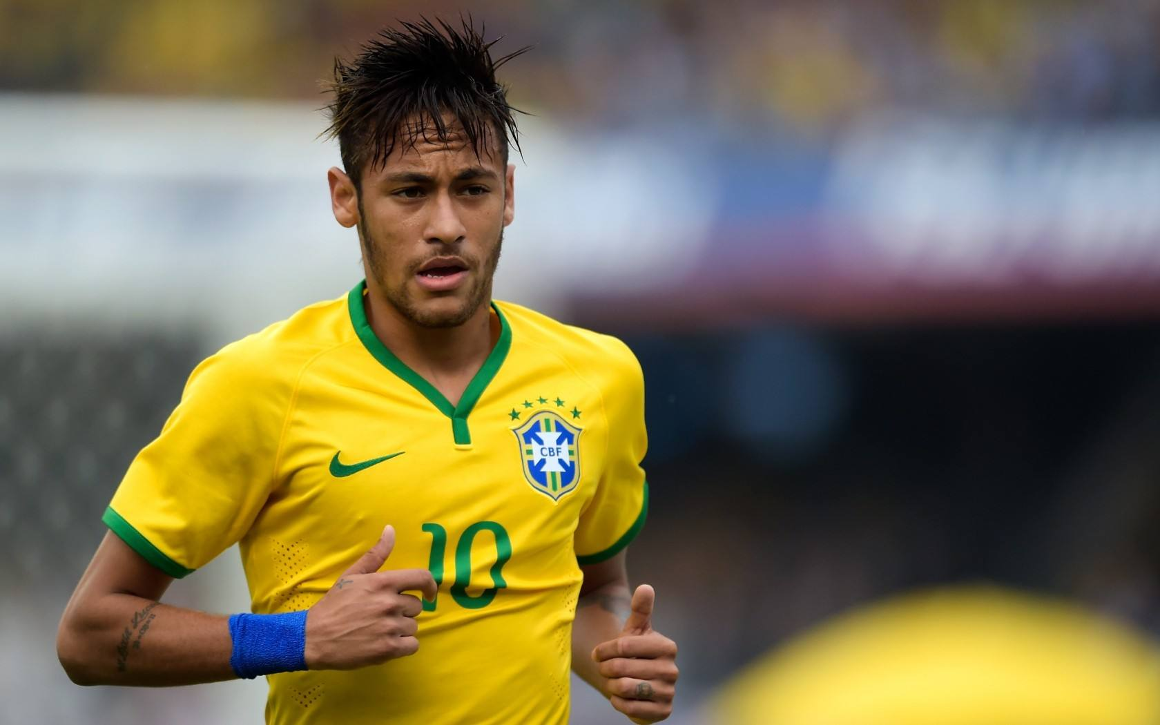 为什么乌拉圭的队衣上是四颗星(一支球队只拿过两次世界杯,但球衣上却