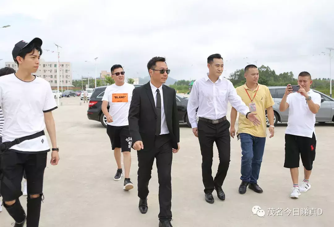 快看!tvb视帝黎耀祥来茂名拍戏啦(独家多图)