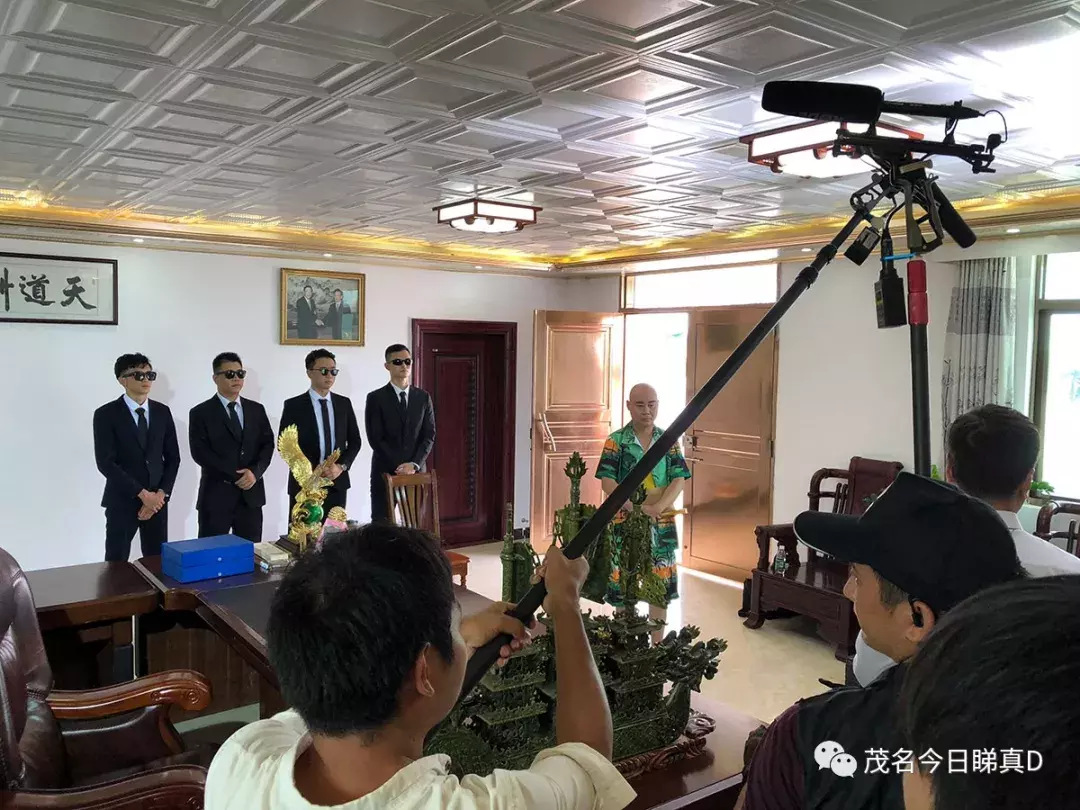 快看!tvb视帝黎耀祥来茂名拍戏啦(独家多图)