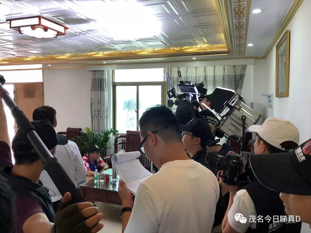 快看!tvb视帝黎耀祥来茂名拍戏啦(独家多图)