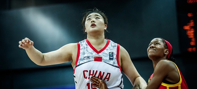 u17女篮世界杯安哥拉(刘禹彤21分，中国U17女篮97-41大胜安哥拉)