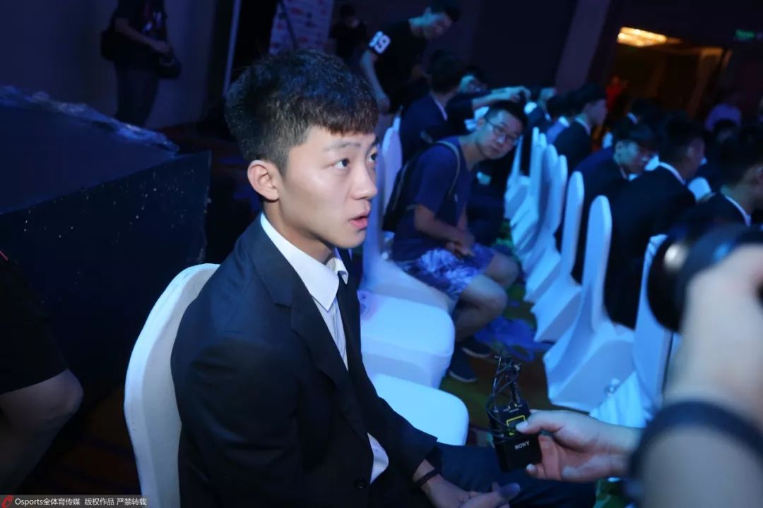 广州龙狮nba有哪些人（江山代有才人出，广州龙狮队新秀介绍）