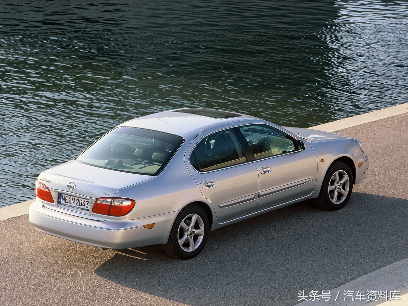 老车回顾 日产风度(a33)