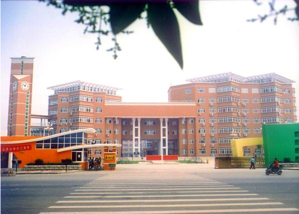 南阳的家长们注意了！快来看看南阳十三县（区）各高中到底咋样吧