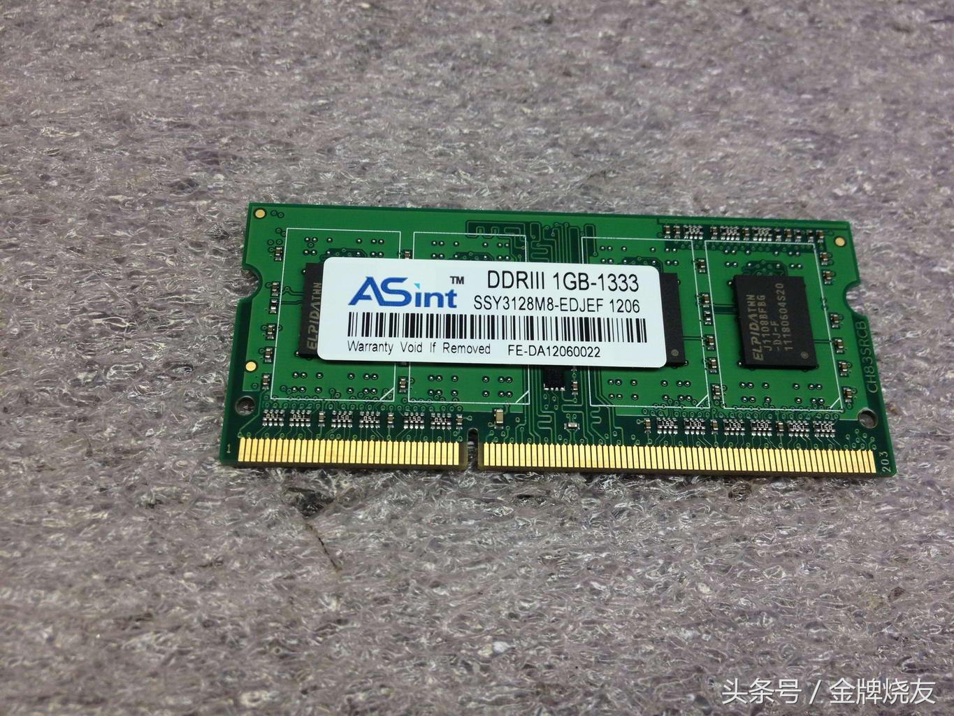 从字面上看呢,很明显ddr1,ddr2,ddr3都是现在的ddr4内存的前辈.
