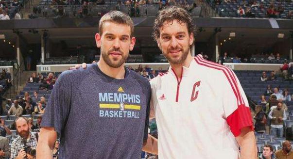 NBA赛场上出现的亲兄弟们：双胞胎年龄仅差5分钟，还曾在同一队