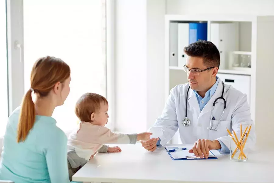 孩子发烧了,吃药、打针or输液,哪种见效快?关键看这3点!