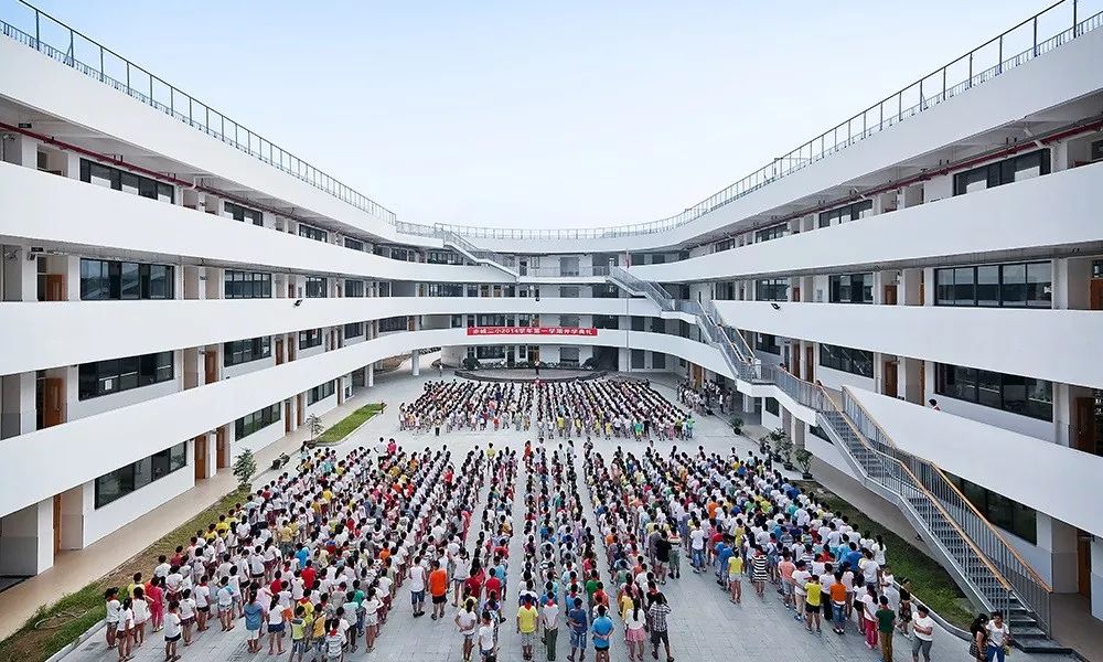 深度长文｜为什么一毕业，学校就装修？
