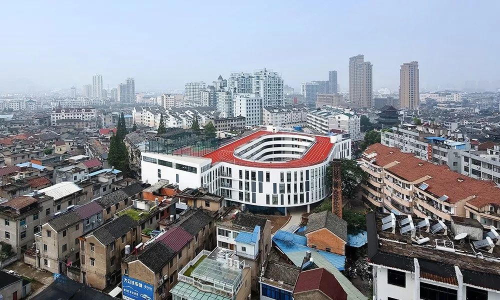 深度长文｜为什么一毕业，学校就装修？