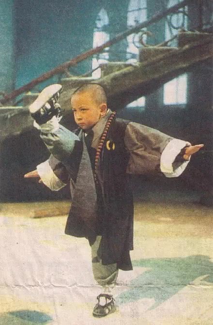 释小龙30岁了?当年叼着奶嘴打拳的模样曾是多少人的快乐源泉啊!