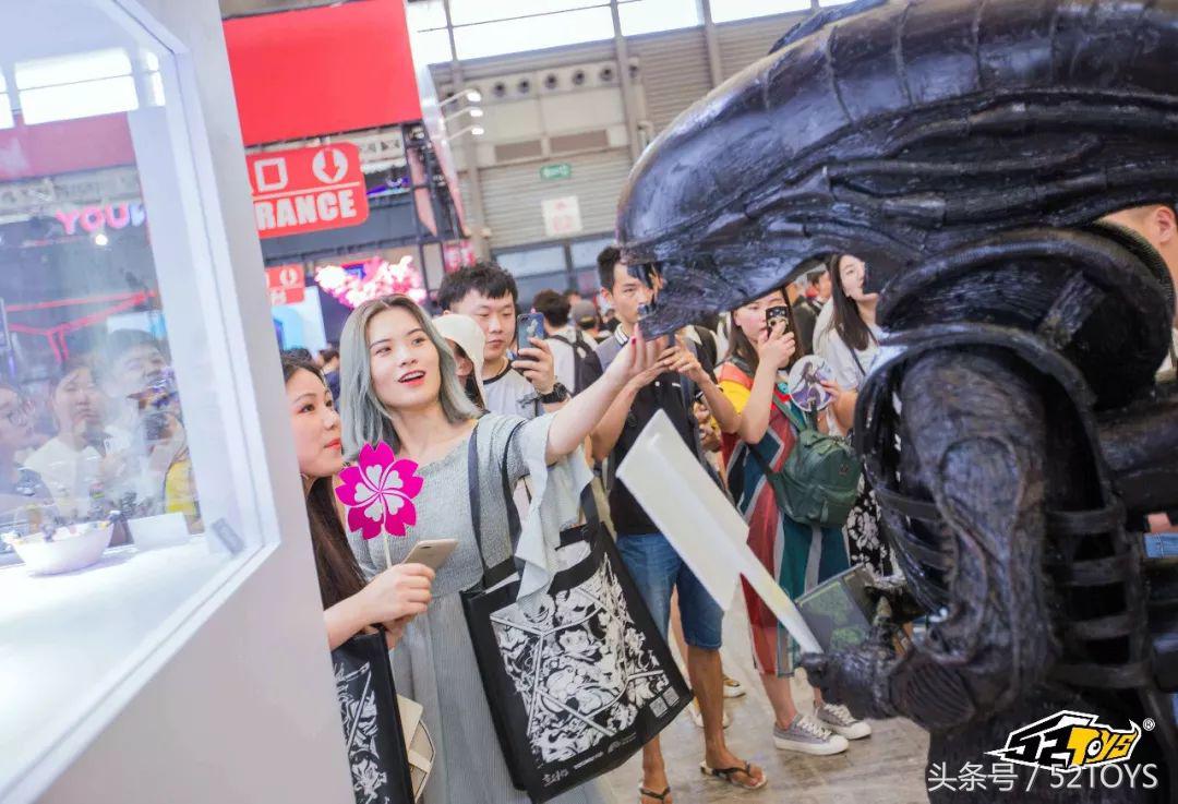 52TOYS惊艳亮相ChinaJoy，活动现场爆点不断！