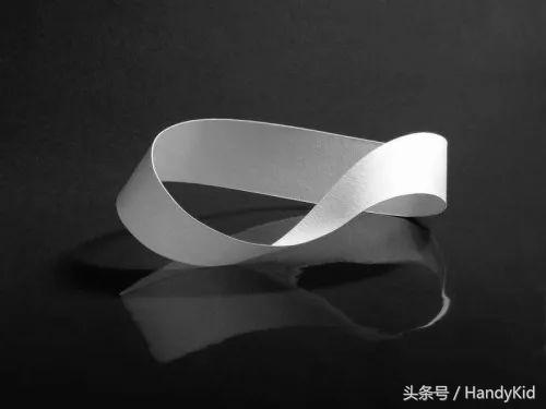 汉诺塔游戏：数学早教新玩法，告别单纯加减法