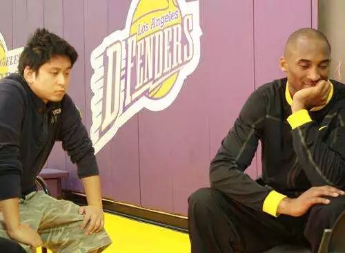 我们的十年：一次次的生死两茫茫，一次次的在朋友圈相见不相逢