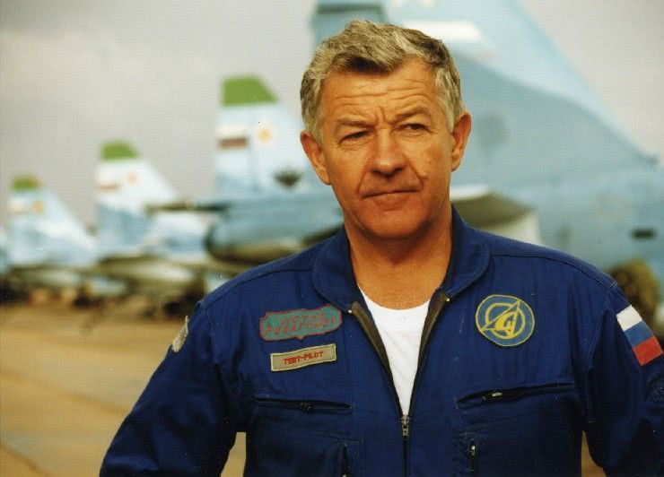 普加乔夫眼镜蛇 普加乔夫 百科-文化号