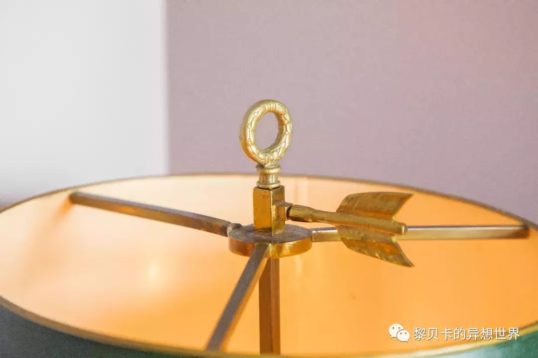 朋友来我家把我东西偷走了（朋友从我家里拿走了我的东西）