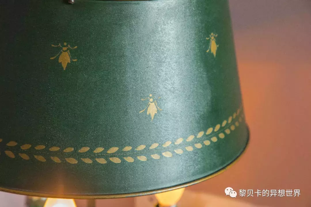 朋友来我家把我东西偷走了（朋友从我家里拿走了我的东西）