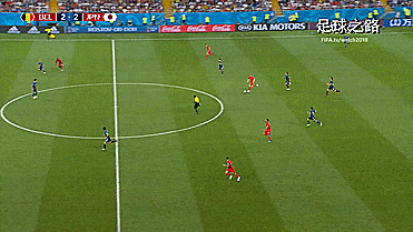 足球防守原则是什么（防守队员如何在场上做出正确的决定）