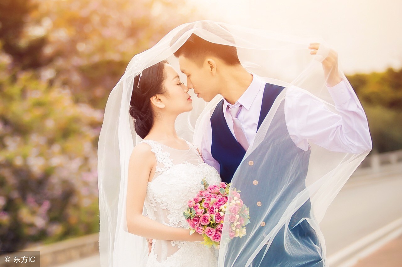 属羊与十二生肖婚配详解表
