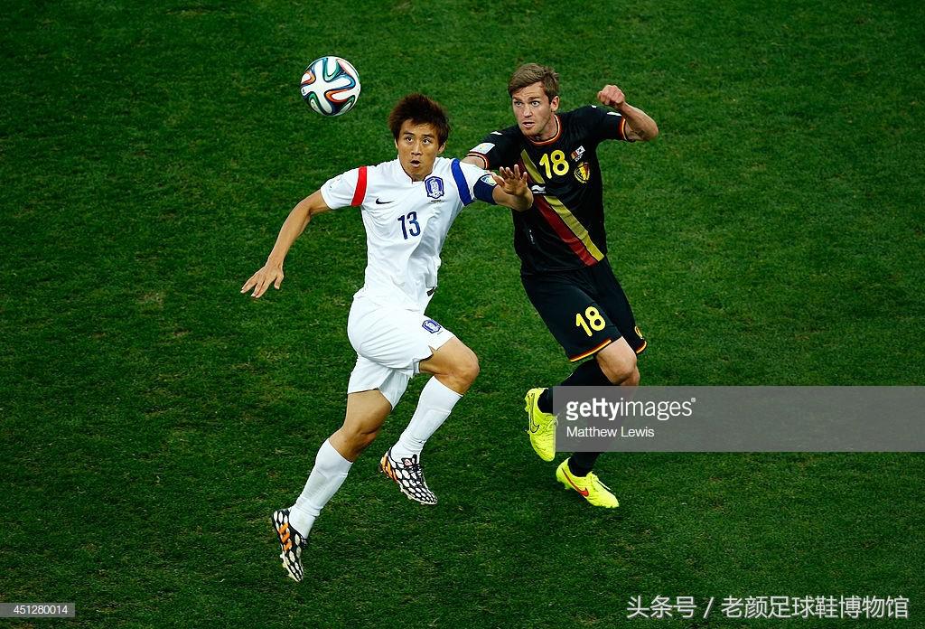 f50鉆石世界杯（2014年巴西世界杯，斗戰勝（圣）靴，上百頭奶牛踏上綠茵場）