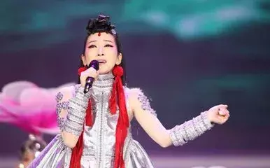 名字和血统都是山寨？人设崩了，还硬要跟杨紫一起演仙女？