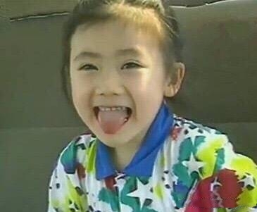 福原爱小时候表情包（福原爱一大波可爱的童年照太圈粉，每一张都能当作表情包！）